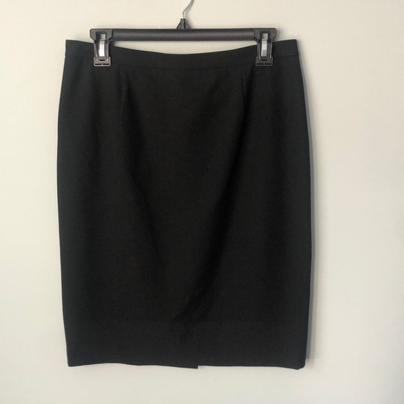 MICHAEL Michael Kors Black Zip Skirt - Picture 1 of 4